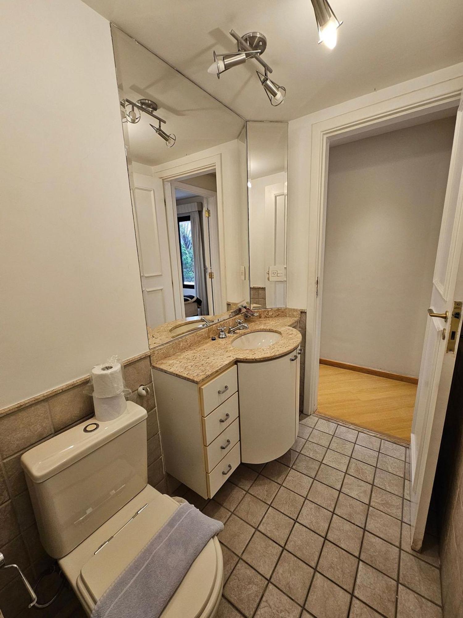 Apartamento Flat Com Dois Quartos E Dois Banheiros *